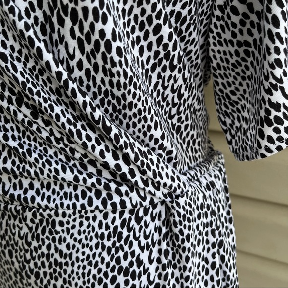 •Madison• NWT Animal Print Faux Wrap Dress - Size 3X - Picture 5 of 11